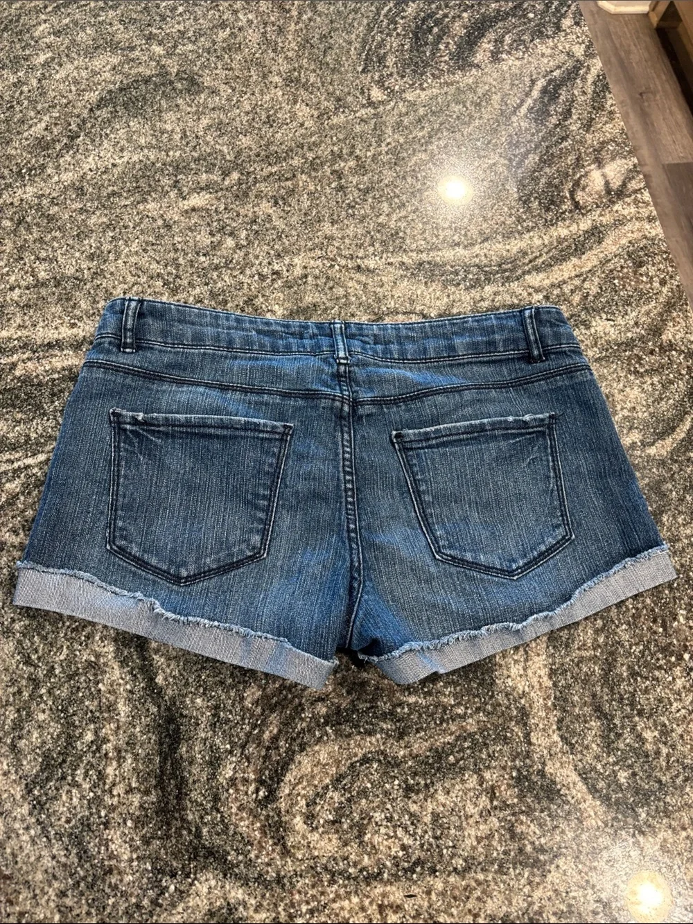 Dark Wash Denim Cuffed Women's Shorts Forever 21